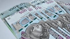 Panning view argent polonais, 500 et 100 zlotys billets sont mensongers.
