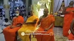 Bhante Devananda lead Bodhi Puja with bhikkhus sangha at Kotte Rajamaha Vihara Srilanka