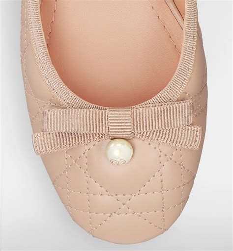 Scarpin slingback Dior Ballet Couro de vitelo Cannage acolchoado nude | DIOR