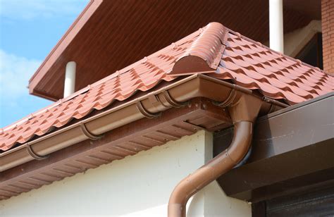Hire the Best Local Gutter repair and replacement pros Near Me with ...
