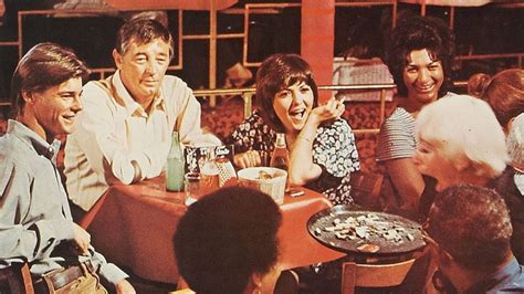 Where to Watch Regreso al hogar (1971) Online - Plex