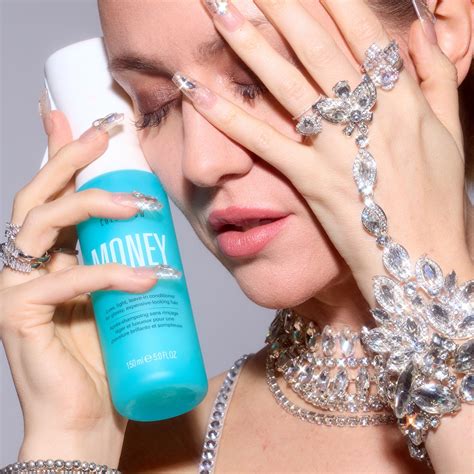 Money Mist - Balsamo senza risciacquo, idratante e anti-crespo di COLOR ...