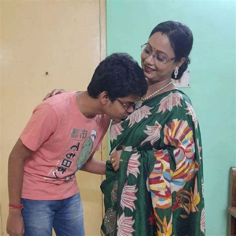 Nano Banana prompt: A man kissing the upper part of breas...