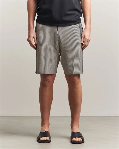 J.Lindeberg Simon Knitted Shorts Moonbeam at CareOfCarl.com