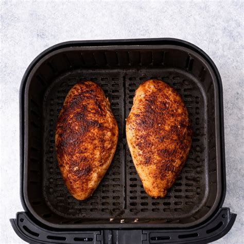 Overcooked Chicken in the Air Fryer? How to Avoid it