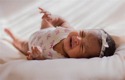 Best Ways To Calm A Crying Baby: Top 5 Tips Most Recommended By ...