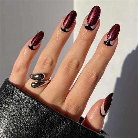 32 Art Deco Nail Ideas That Give Roaring '20s Energy