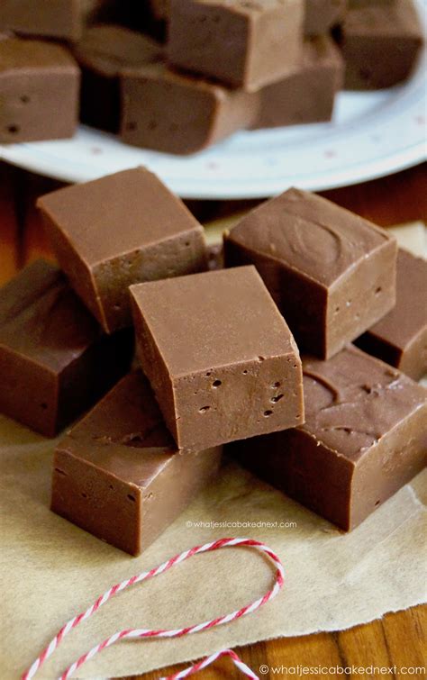 Easy Chocolate Fudge – What Jessica Baked Next