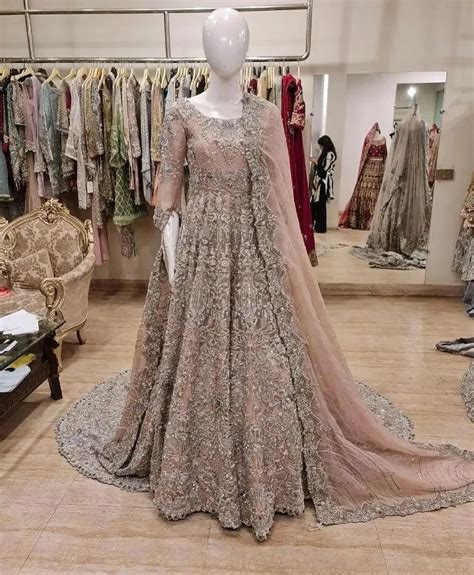 Pakistani Bridal Dresses For That Princess Inside You