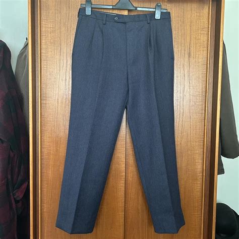 Vintage Italian pleated wool trousers - 34" waist... - Depop