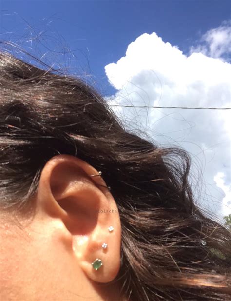 Does anyone know who makes these earrings? : r/EarringsFetish