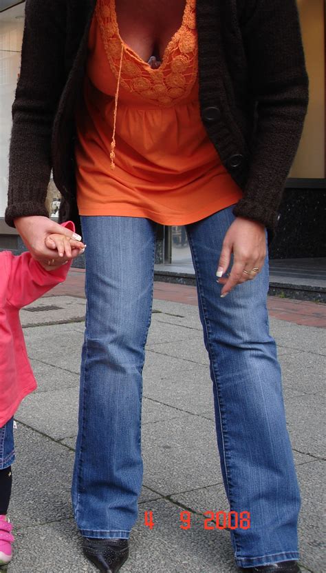 Mom in Laws Downblouse | Scrolller