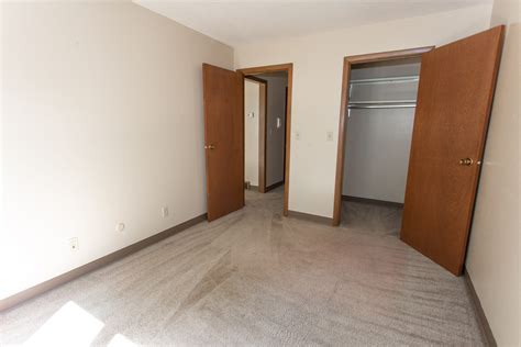 Parkway Apartments – Reside Property Management