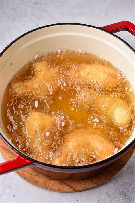 How Long to Deep Fry Chicken Wings - Deep Fried Chicken Wings