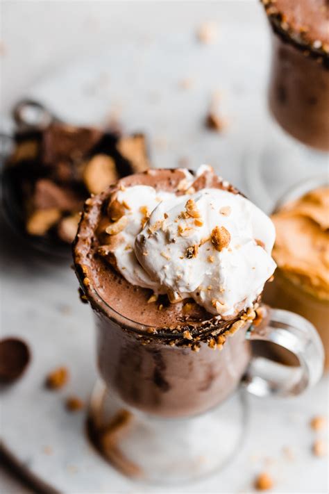 ultimate peanut butter chocolate milkshake - Blue Bowl