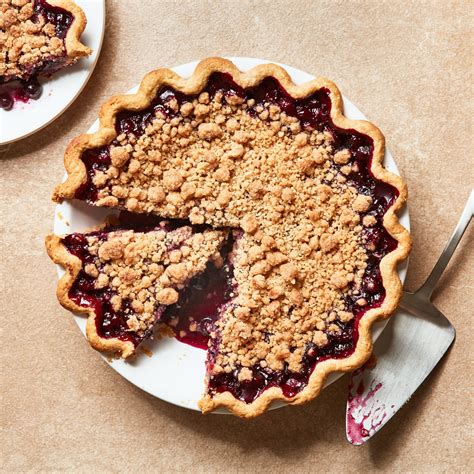 Blueberry Crumble Pie Recipe | Epicurious