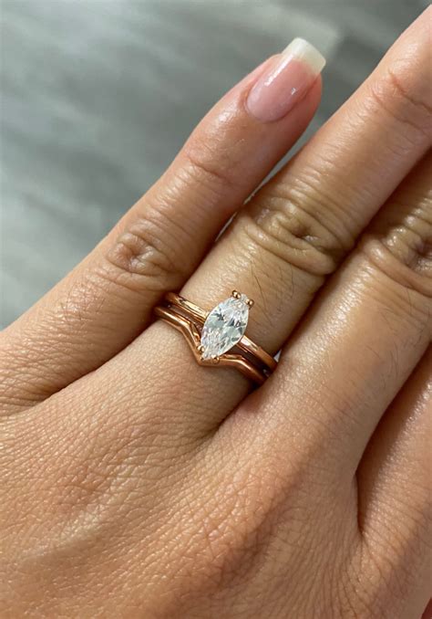 Pam Bondi Engagement Ring - Morning News Buzz