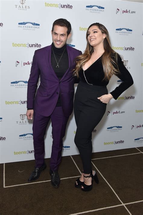 Kelly Brook – Big Breasts at Teens Unite Annual Fundraising Gala in ...