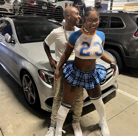 Suki bending that ass over : r/SukiGoodCoochie