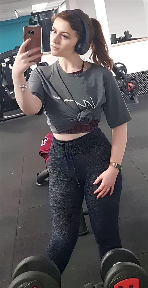 Anyone into Sophie Michelle asmr?🔥 : r/MoreSexyASMRGirls