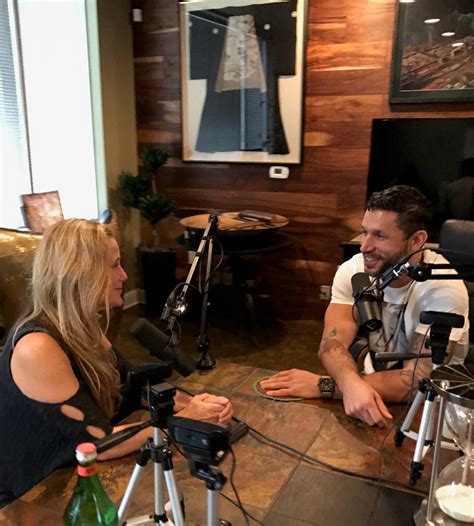 Experts Reveal: Aubrey Keys' Path To Healing After The Nude Photo Leak - Truth or Fiction