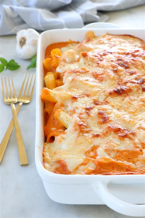 Dairy Free Penne Alla Vodka Pasta Bake - Labeless Nutrition