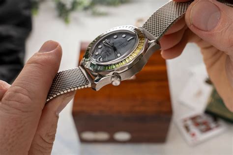 Omega Seamaster 60 Years of James Bond Canopus Gold | HANDS ON