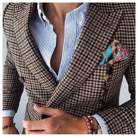 The appropriate way to mix patterns | Well dressed men, Mens fashion ...