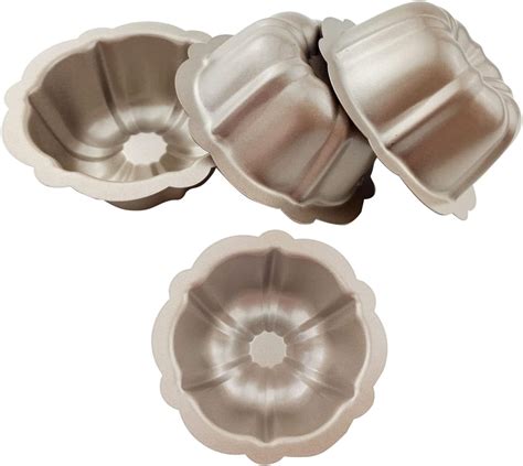 Amazon.com: LoveDeal 4 Inch Nonstick Mini Bundt Cake Pan, Set of 4 for ...