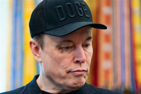 Elon Wears Two Hats During Trump Meeting in Desperate Bid for Attention