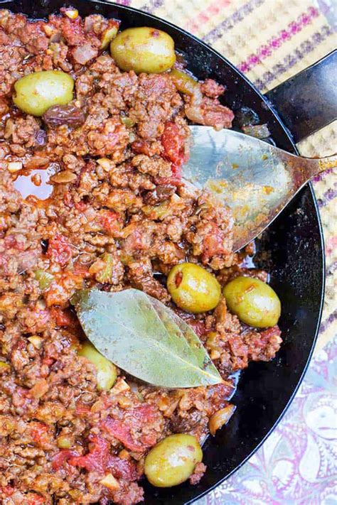 Cuban Picadillo: Ground Beef Stew with Tomato Sauce and Olives