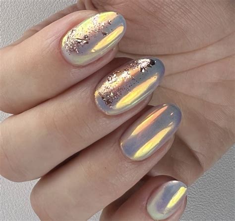 Russian Manicures Are Why Everyone’s Nails Suddenly Look Perfect ...