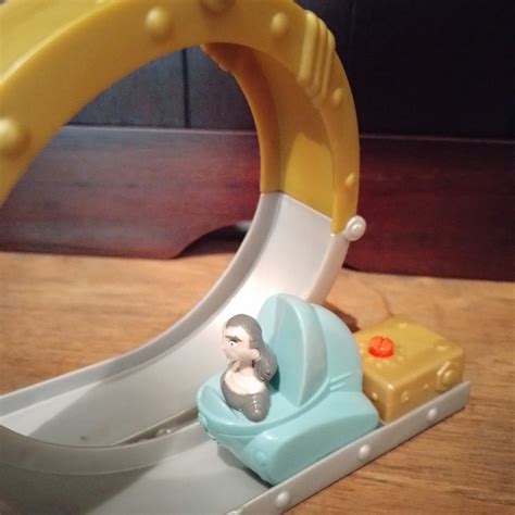 BURGER KING® Cappy Copperbottom from Robots (2005) *Halle Berry ...