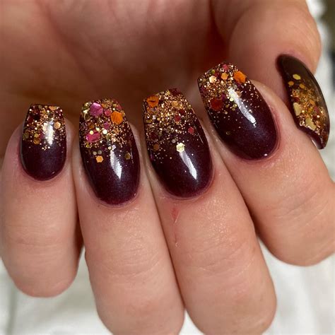17 Best Thanksgiving Nails Designs in 2024 - Lifestyle with Leah