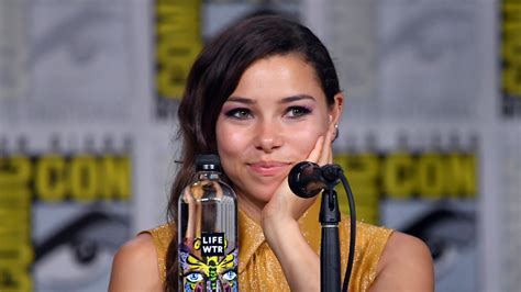 Complejo Jessica Parker Kennedy