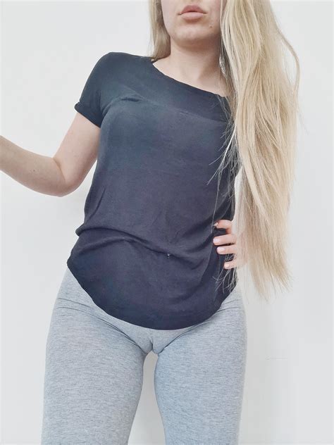 /r/Hot_Cameltoes : r/Hot_Cameltoes