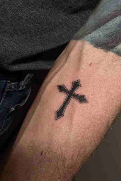 Ultimate Cross Tattoo Guide With 100+ Examples - tattoostyles24.com