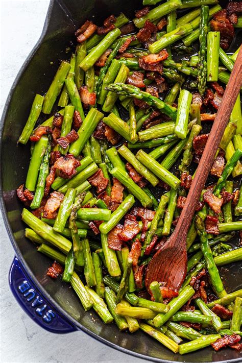 Asparagus with Bacon Recipe (So Easy) - Momsdish
