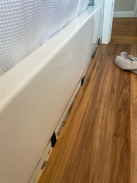 How to tell the difference between red oak and white oak? : r/Flooring