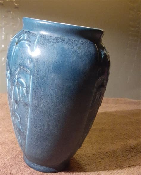 1929 VINTAGE ROOKWOOD #2123 MATT BLUE 5.5"T FLOWERS & LEAVES EMBOSED ...