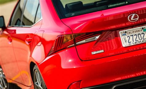 2017 Lexus IS 200t F Sport | Cars Exclusive Videos and Photos Updates