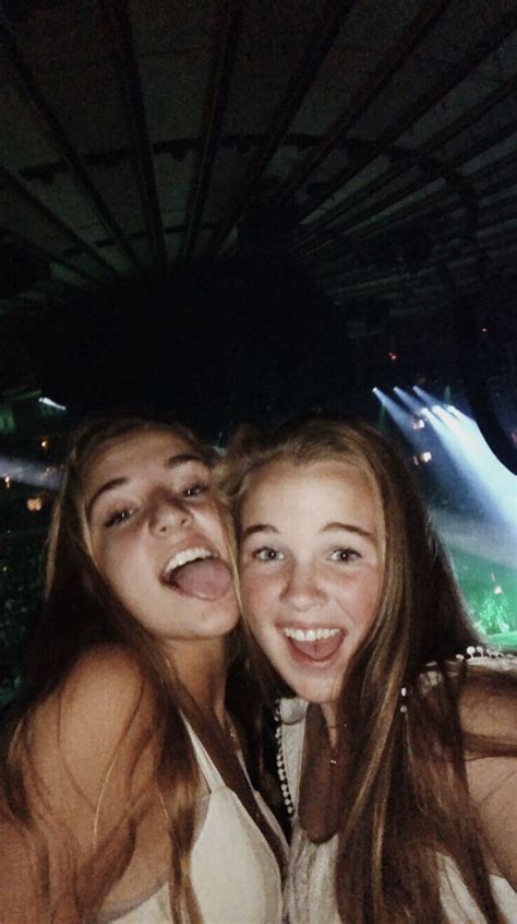 Stupid Face, Cute Lesbian Couples, Besties, Boobs, Best Friends ...