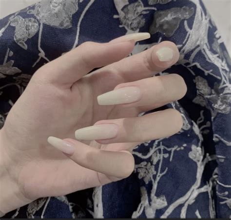 Pin by Aiiba 💀💀 on Dream nails | Blush nails, Shiny nails designs, Pretty nails