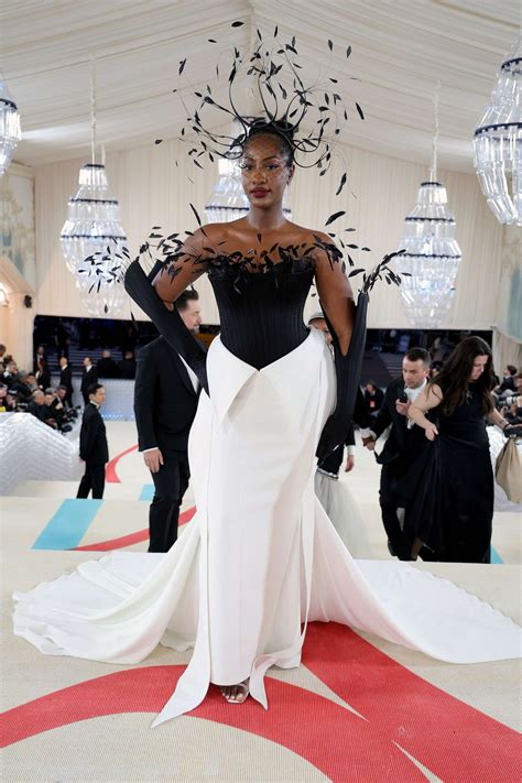 Met Gala 2023: See all the looks from the star-studded carpet - ABC News