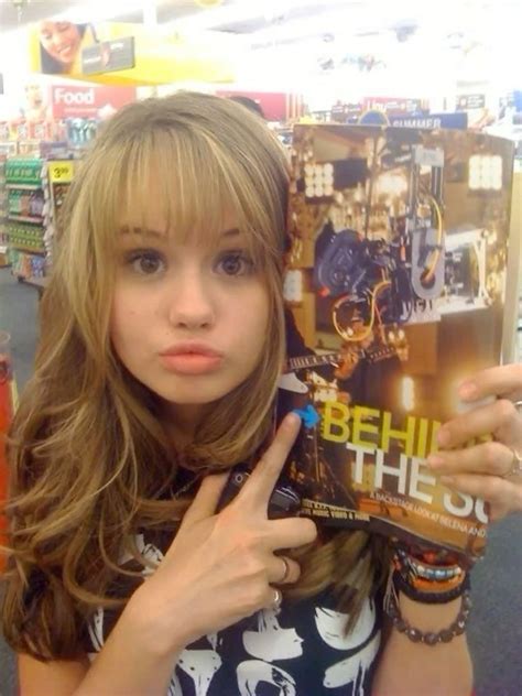 Pin by resh on ⇑Private ideas⇑ in 2025 | Debby ryan, Celebrity selfies ...