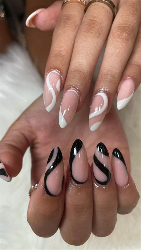 Black and white abstract nail design almond shaped acrylic nails – Artofit