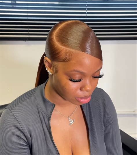 Pin by miah on mentally ill. | Sleek ponytail hairstyles, Ponytail ...