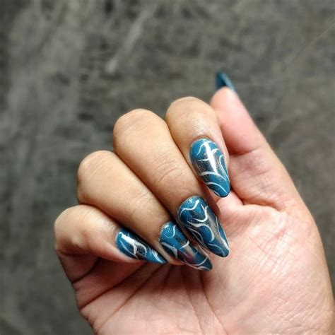 23+ Pretty Teal Acrylic Nails Ideas to Inspire Your Next Manicure ...