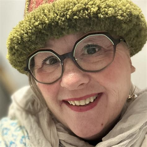 History - Photographer Michael Nash using a backdrop to hide buildings ...