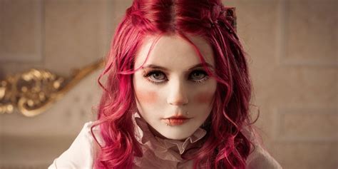 Roxana Line Has Released New Track 'Marry Me'